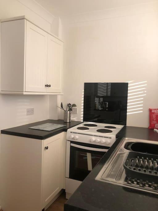 29 Comfort House 2 Bedroom Townhouse With Parking Scunthorpe Buitenkant foto