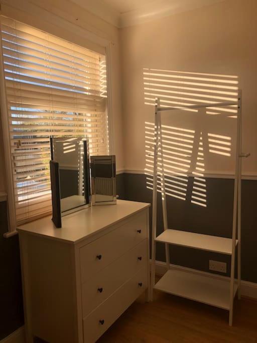 29 Comfort House 2 Bedroom Townhouse With Parking Scunthorpe Buitenkant foto